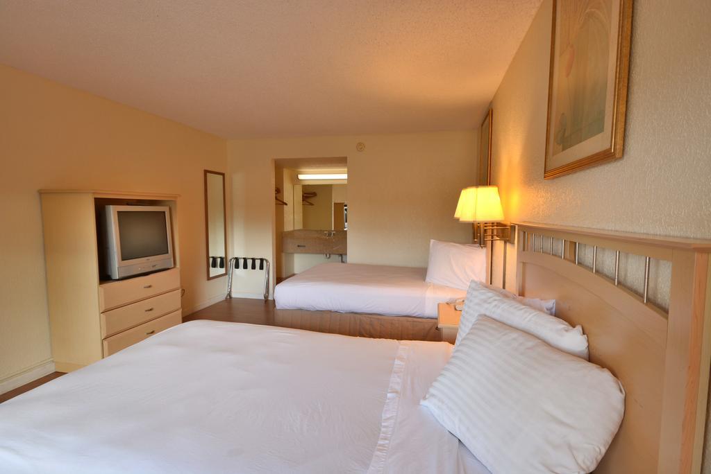 Country Hearth Inn- Kissimmee Exterior foto