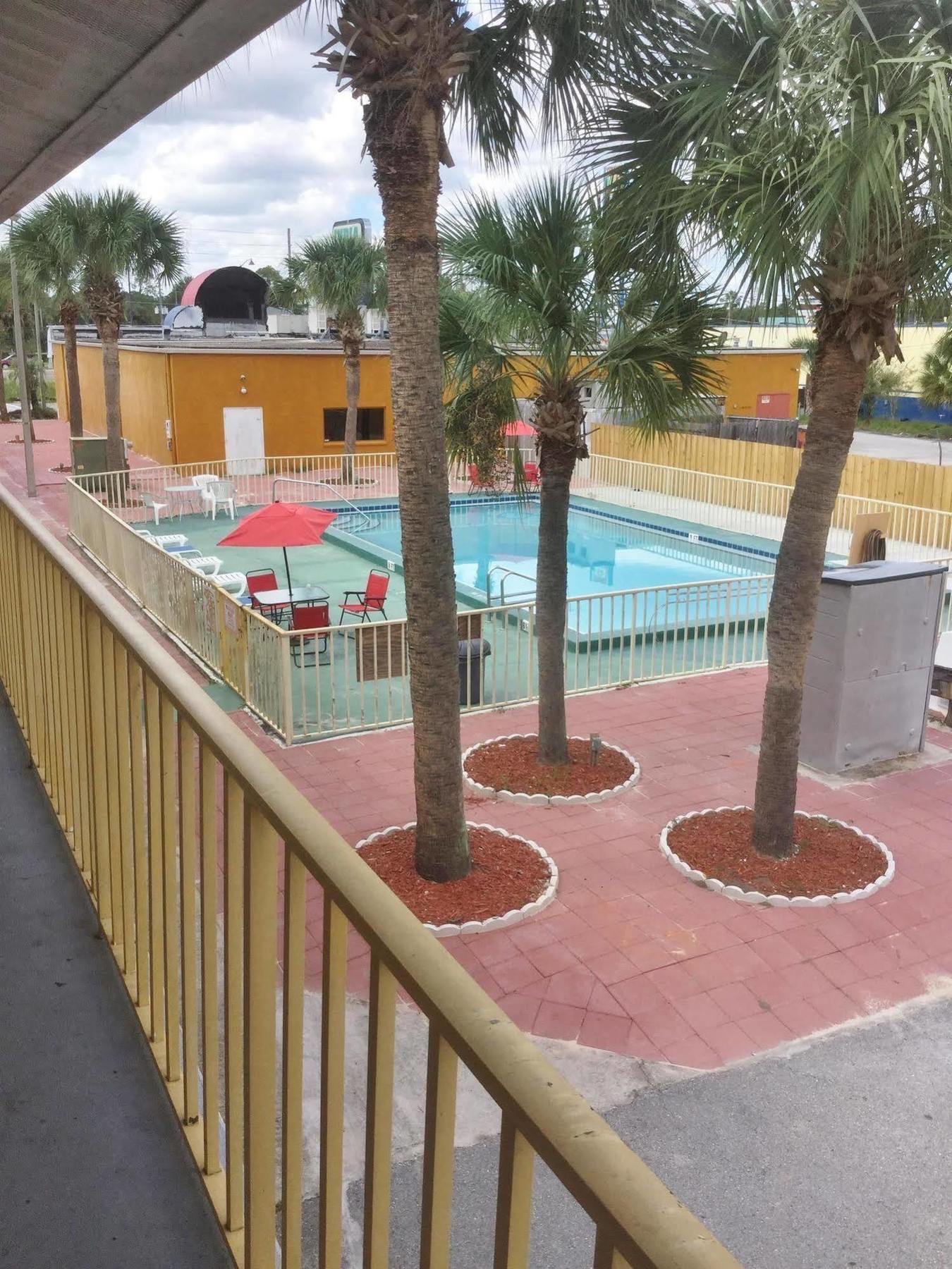 Country Hearth Inn- Kissimmee Exterior foto
