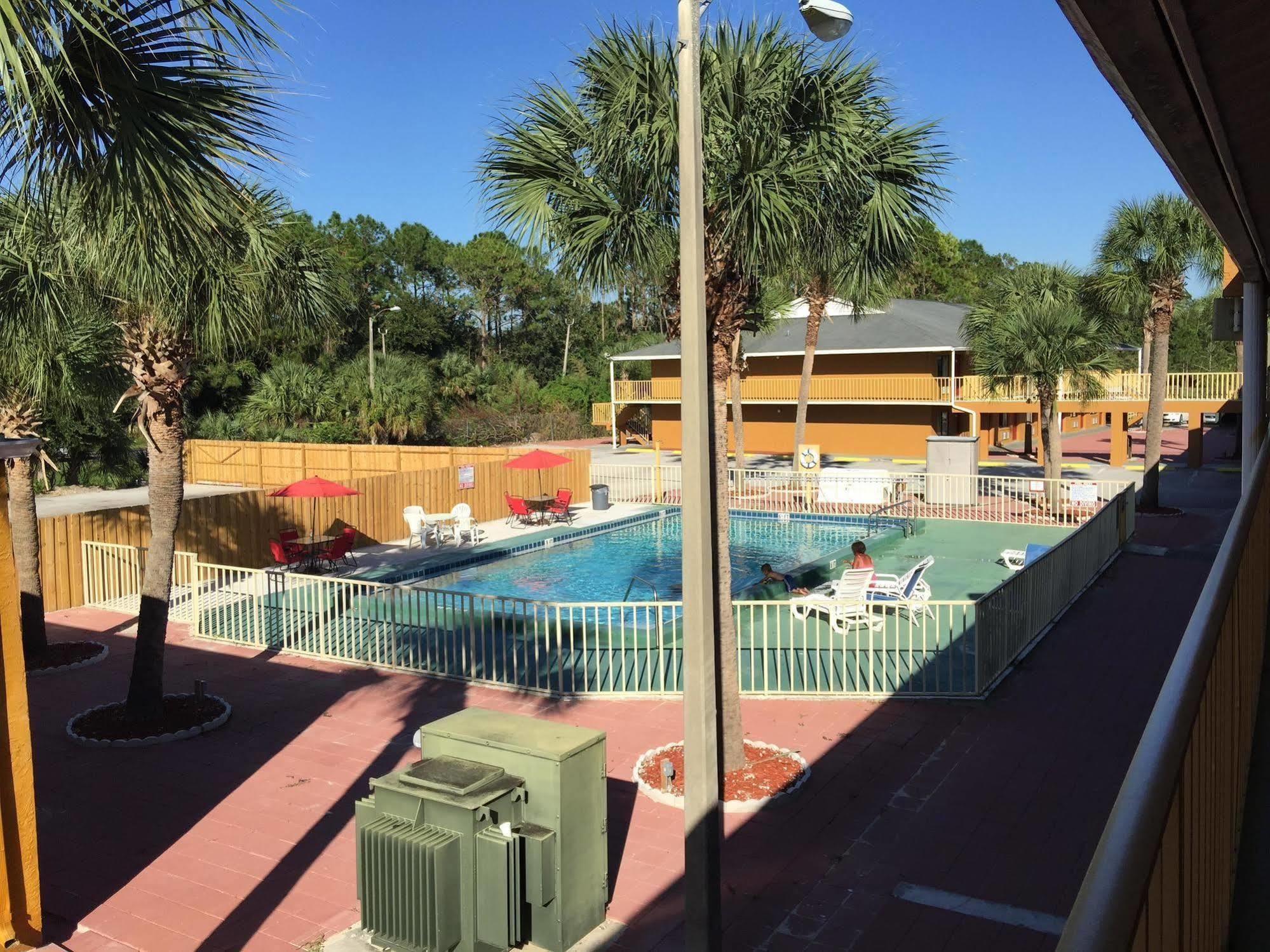 Country Hearth Inn- Kissimmee Exterior foto